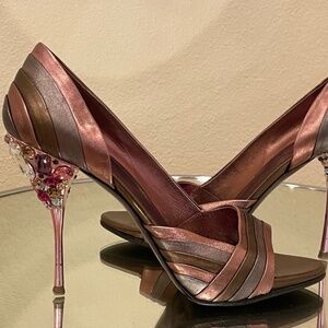 Miu Miu Heels – Luxury Meets Elegance